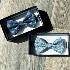 Two Vineyard Vines kids bowties